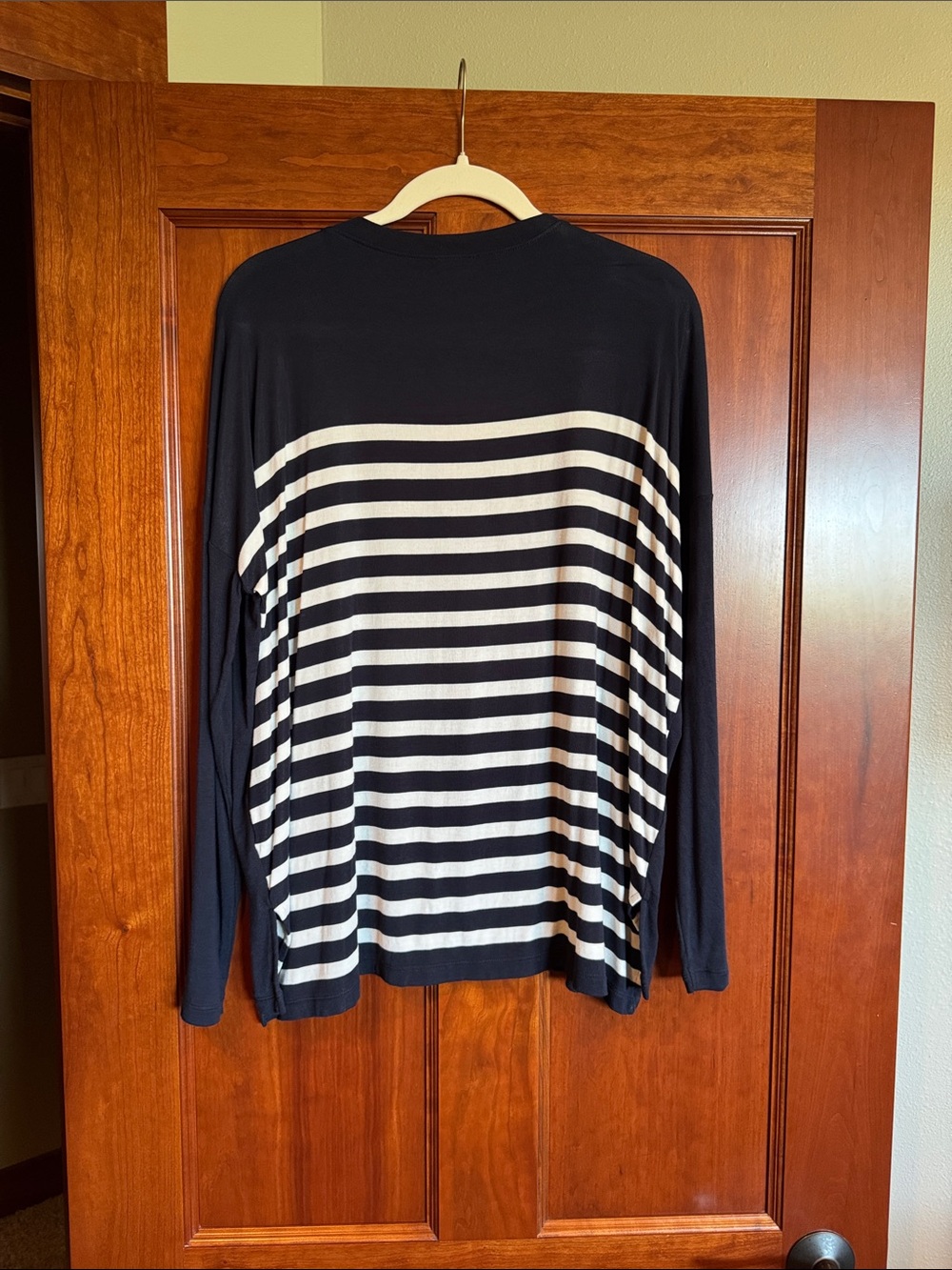 CAbi Navy V-Neck Long Sleeve Tee - Picture 2 of 3